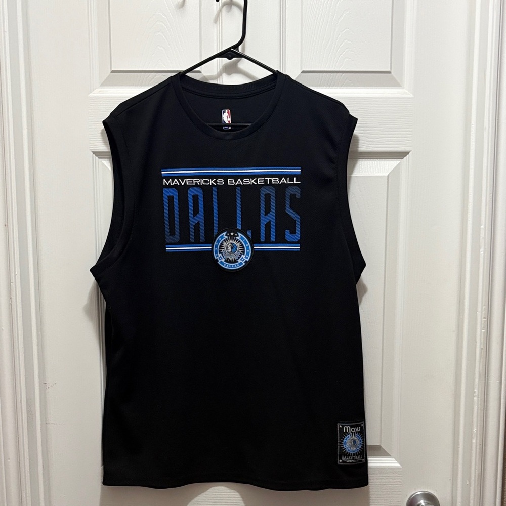 Dallas Mavericks Doncic Black Sleeveless Basketball Tee